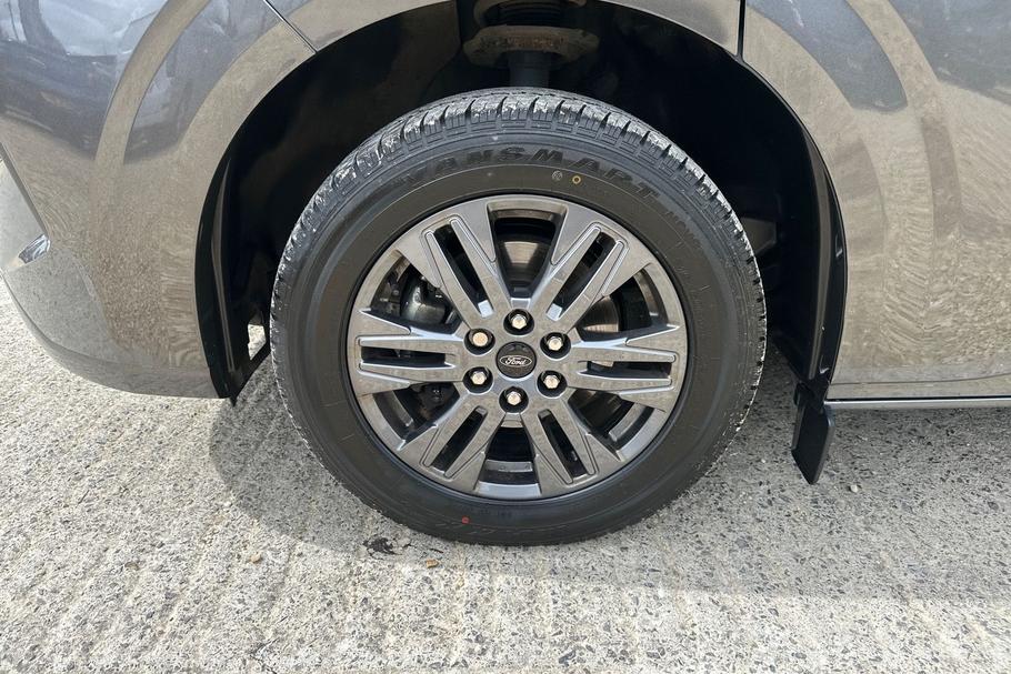 Used FORD TOURNEO CUSTOM YM25LNP 15
