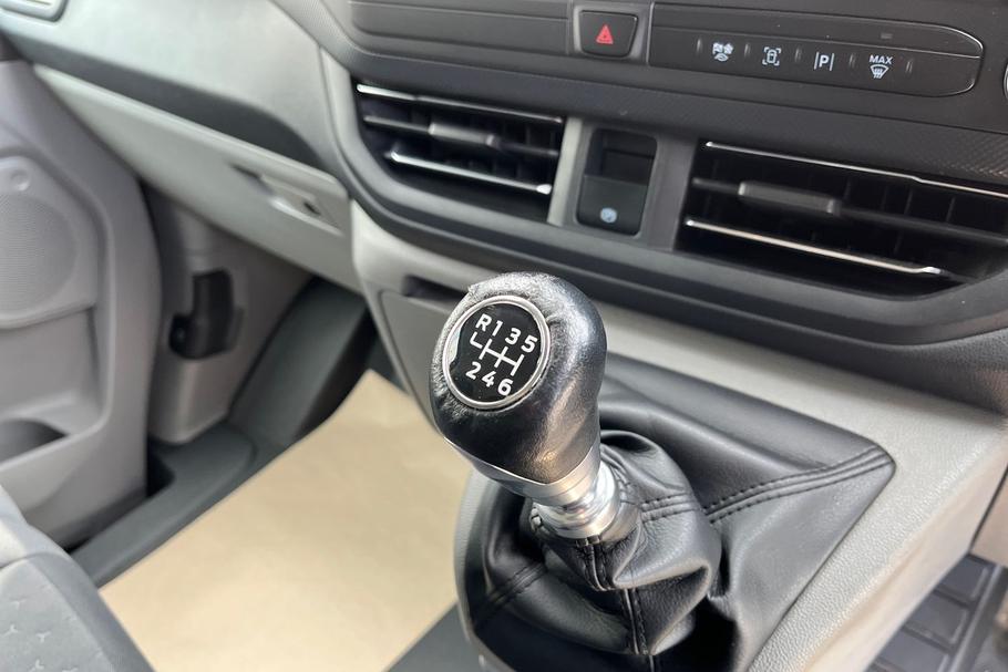 Used Ford TRANSIT CUSTOM ML24SMX 31