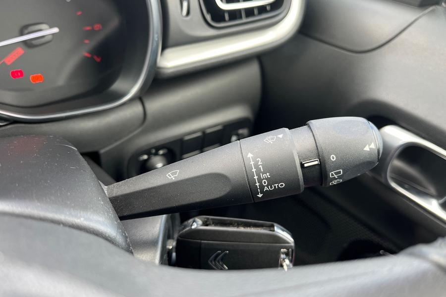 Citroen C3 Photo autoimg-04df1d00b87b8dd28af168ea098fbd68b77cbd72.jpg