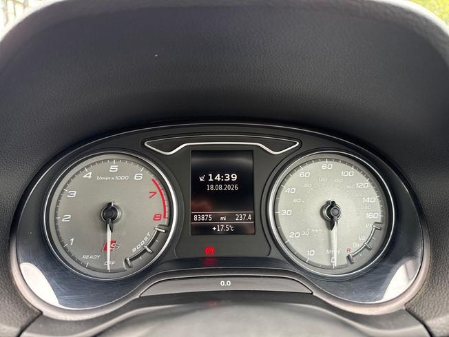 AUDI Sq2 Photo 15