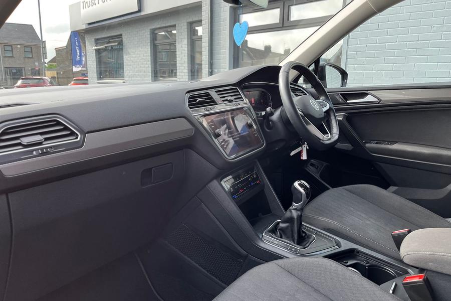 Volkswagen TIGUAN ALLSPACE Photo autoimg-04e26fcd1806d52af04f3aade6ec4fff6c741682.jpg