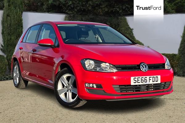 Used Volkswagen GOLF SE66FDD