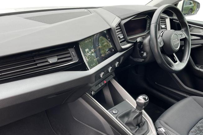 AUDI A1 Photo 2