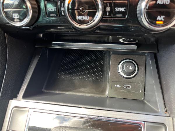 Skoda Superb Photo autoimg-04e70f48238940751a2f99157df6a417ad5b26a6.jpg
