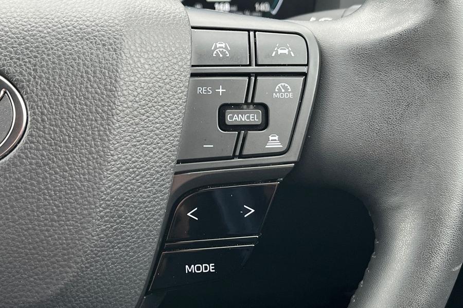 Toyota C-HR Photo autoimg-04e86a88227b26c0a811221f9c444d48689f9768.jpg