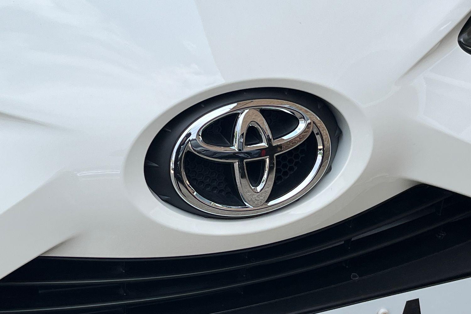 Toyota AYGO Photo 38