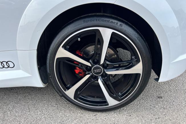 AUDI TT Photo 27