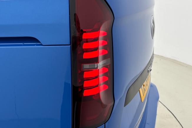 Volkswagen Transporter Photo 18