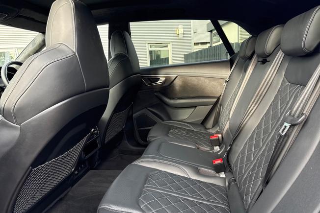 Audi SQ8 Photo 46