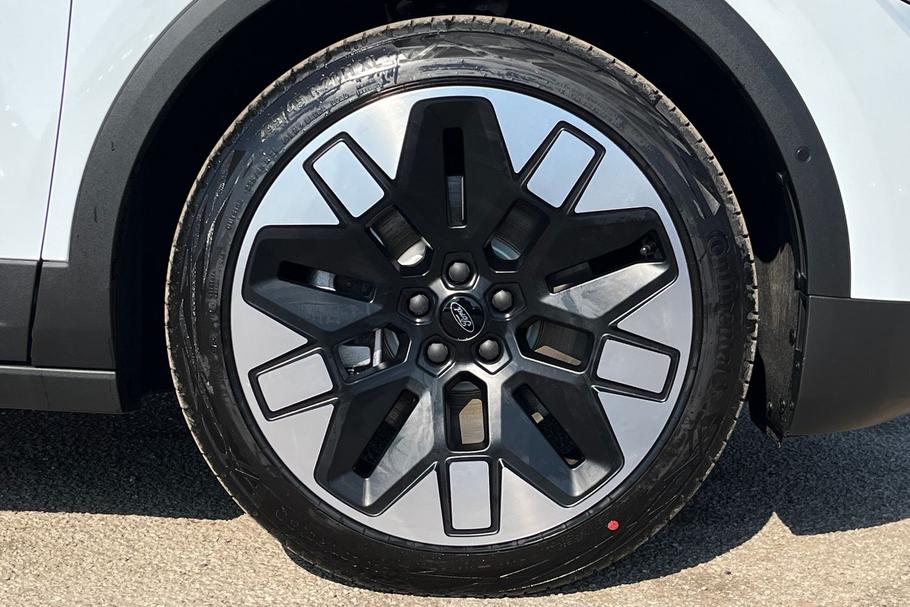 Used Ford EXPLORER 8