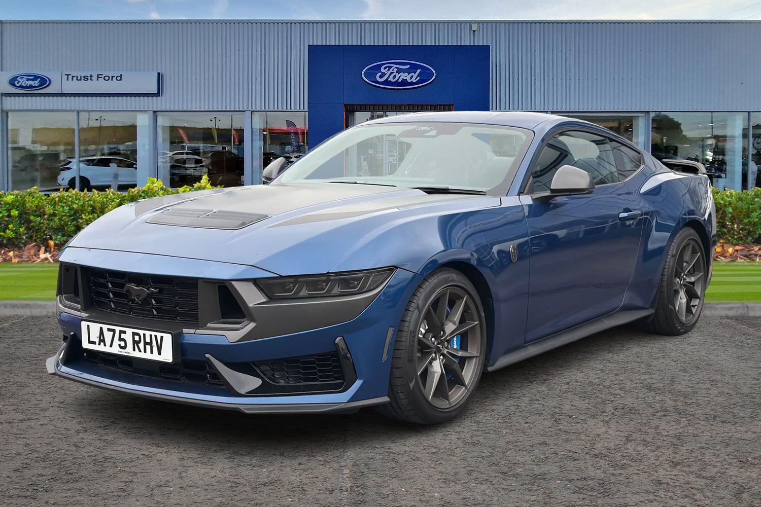 Ford MUSTANG Photo 4