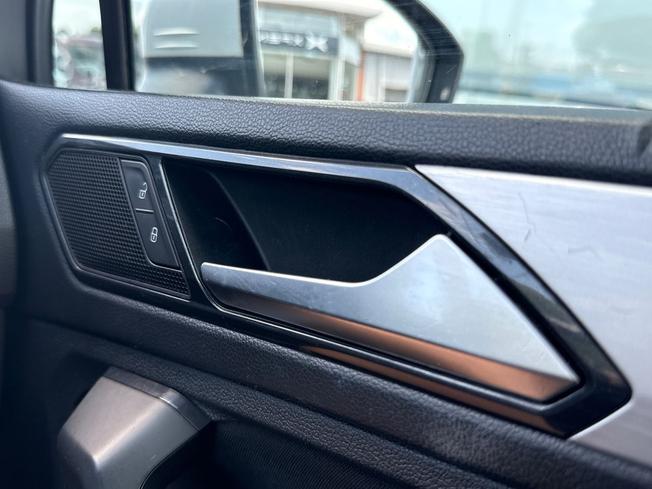 VOLKSWAGEN Tiguan Photo 56