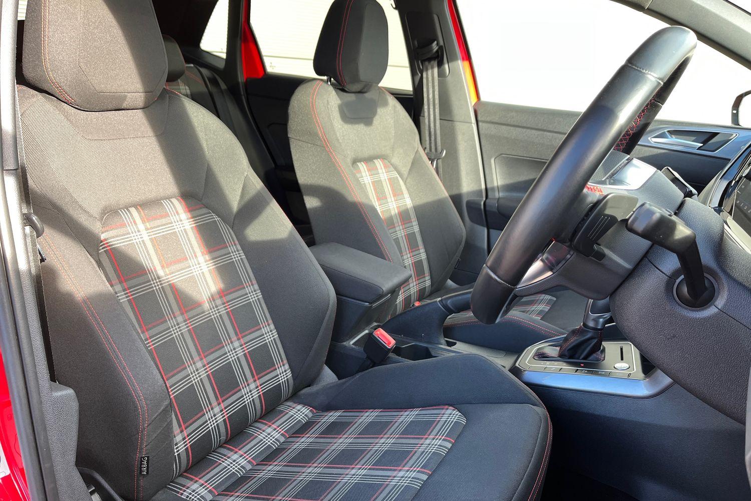 Volkswagen POLO Photo 16
