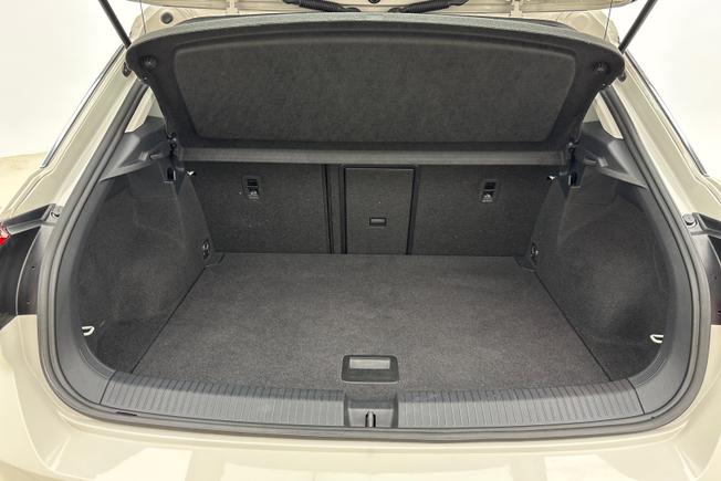 VOLKSWAGEN T-Roc Photo 12