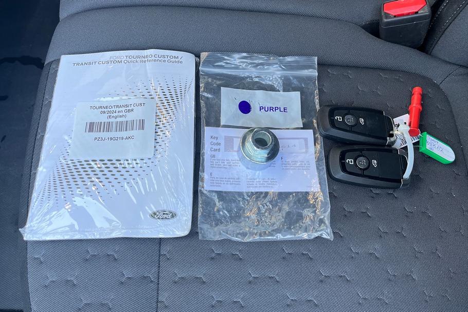 Used Ford TRANSIT CUSTOM WN75ATZ 34