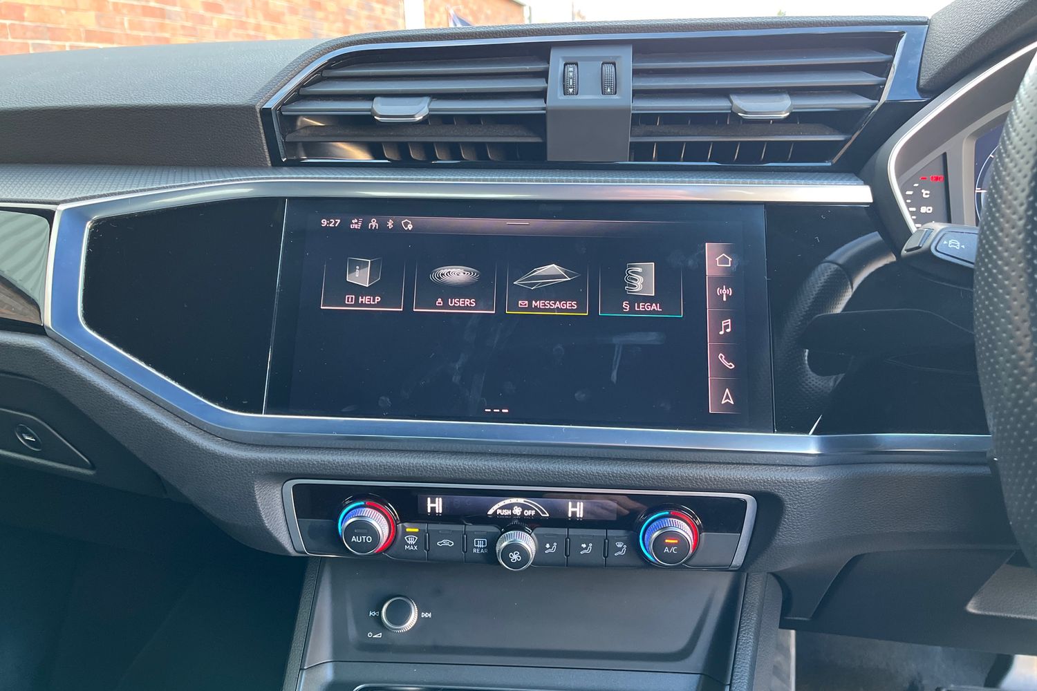 Audi Q3 Photo 34