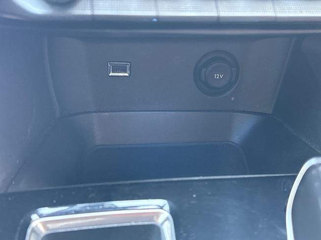 PEUGEOT 5008 Photo 53