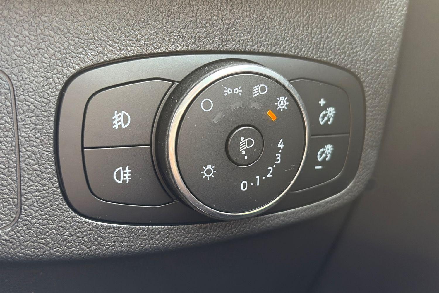 Ford Focus Photo 22