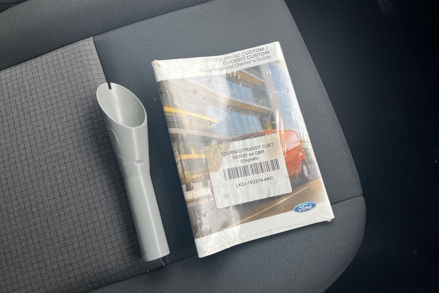 Ford TRANSIT CUSTOM Photo autoimg-050f3318ea56adc805afa5c283e0db3050addb79.jpg