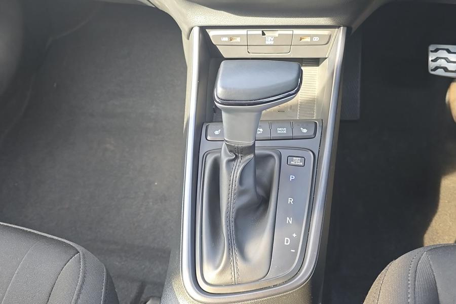 Hyundai BAYON Photo autoimg-050ffa18a6704e35ddc2a3e0d5ddce42ed83bb6e.jpg