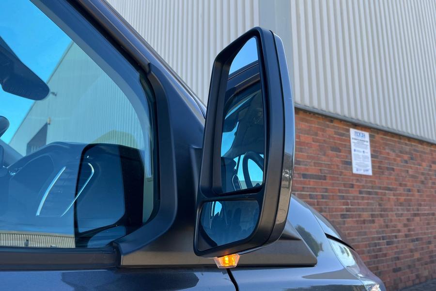 Ford TRANSIT CUSTOM Photo autoimg-05159e655f0f67a95067ce668ab4a3dcb8772c81.jpg