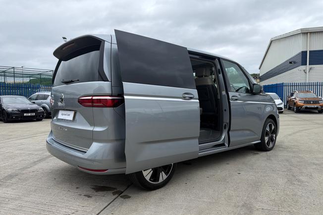 VOLKSWAGEN Multivan Photo 30