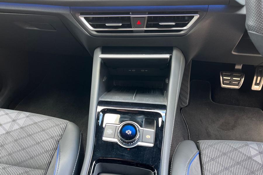 Volkswagen Tiguan Photo autoimg-051b4bbf4f40718e3797411fc78321c174098d5c.jpg