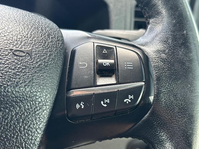 FORD Transit Photo 17