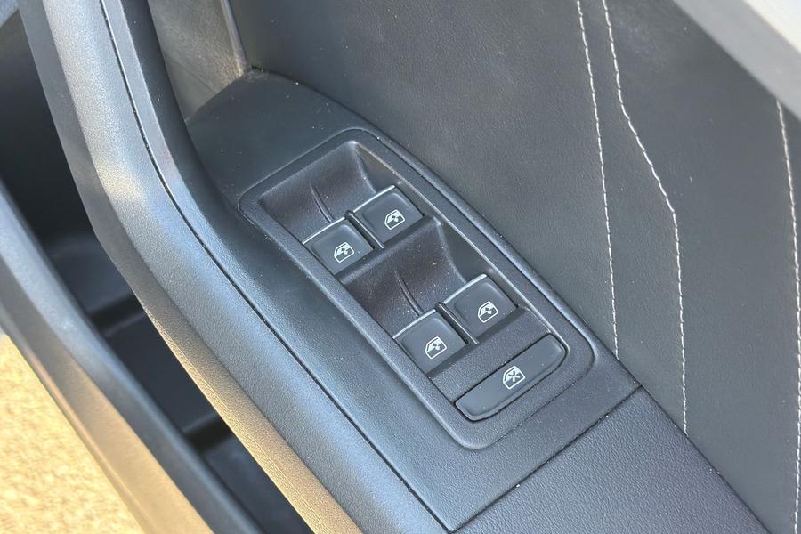 SEAT ATECA Photo autoimg-0525b894161f4b213d0fbf13bb5aeb8462463531.jpg