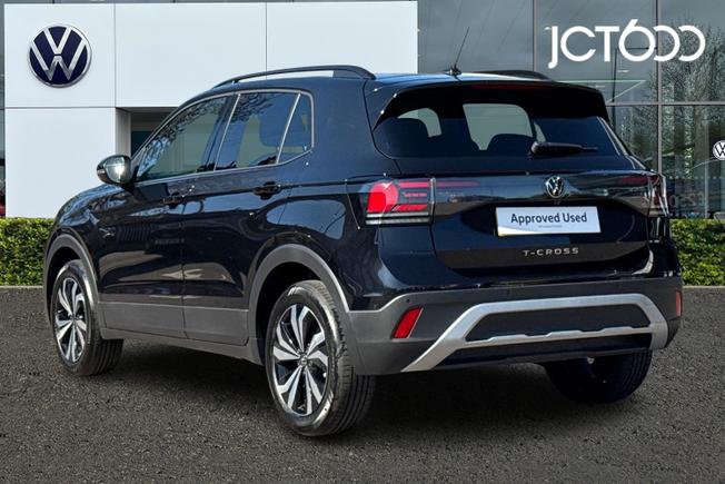VOLKSWAGEN T-Cross Photo 3