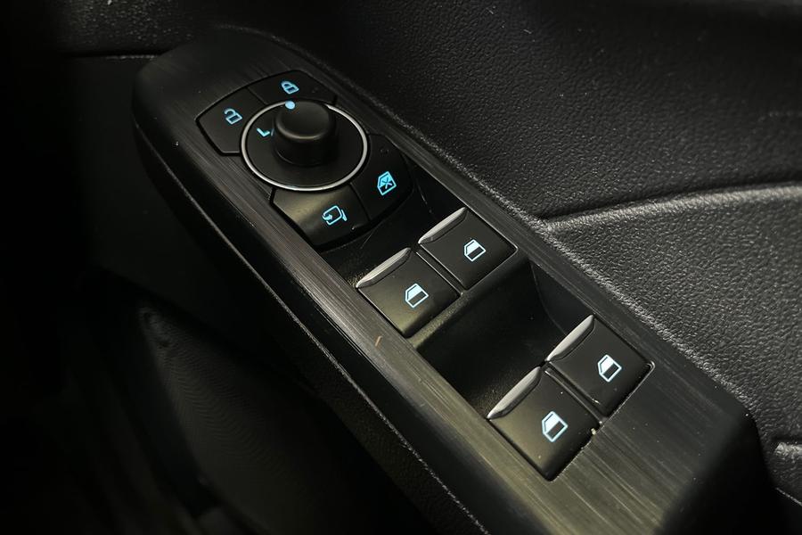 Ford Kuga Photo autoimg-0529b81e0bf03c71b48382f3d8a6497ad874b006.jpg