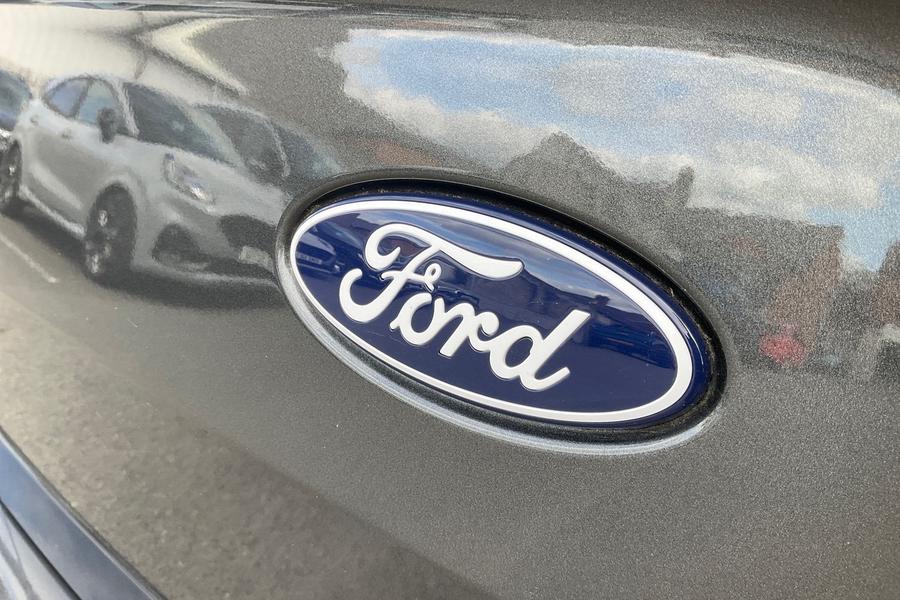 Ford TRANSIT CUSTOM Photo autoimg-052b9711456453dc615e668a00416b9f6c1ab923.jpg
