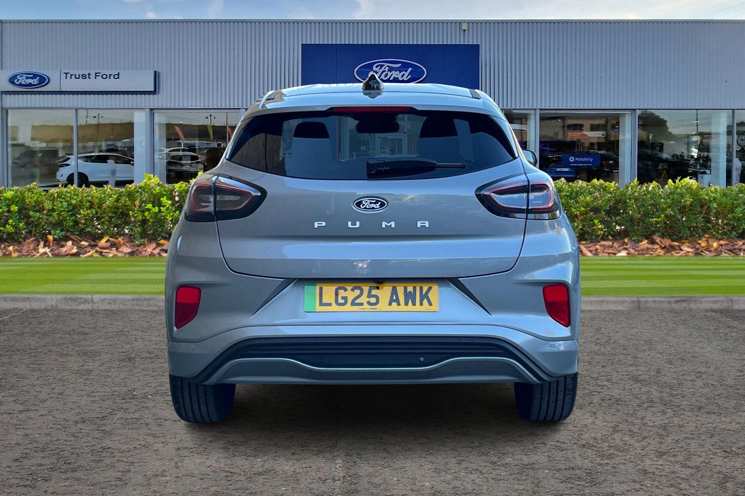 Ford PUMA Photo 6