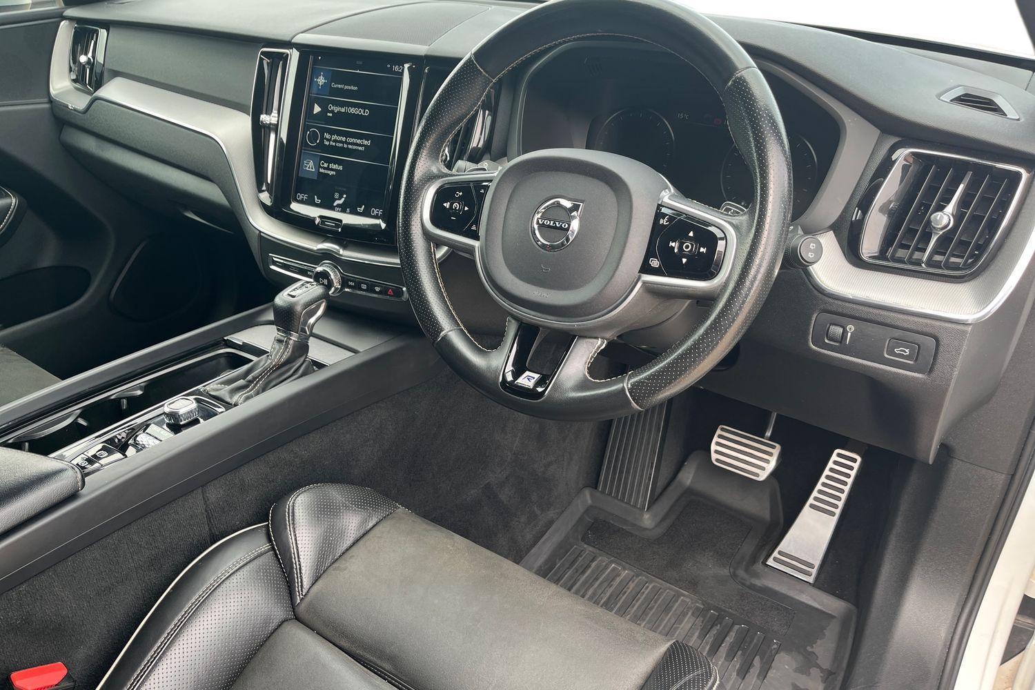 Volvo XC60 Photo 8
