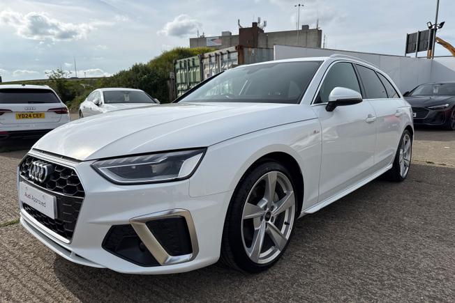 AUDI A4 Avant Photo 57