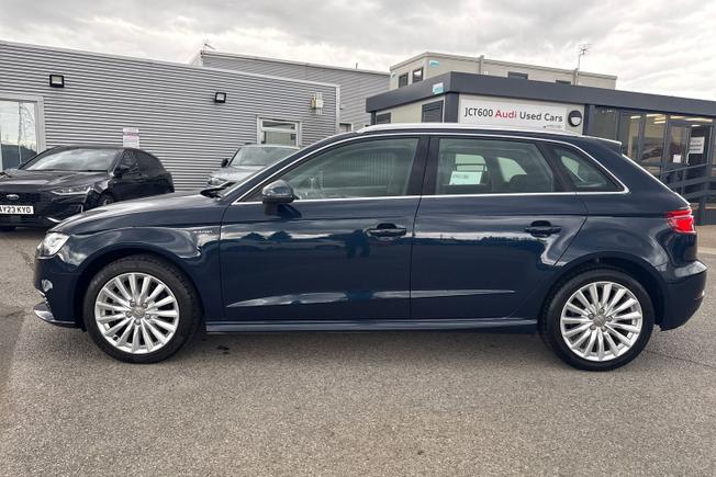 AUDI A3 Photo 26