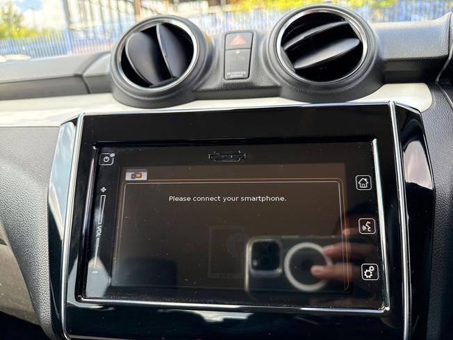 SUZUKI Swift Photo 37