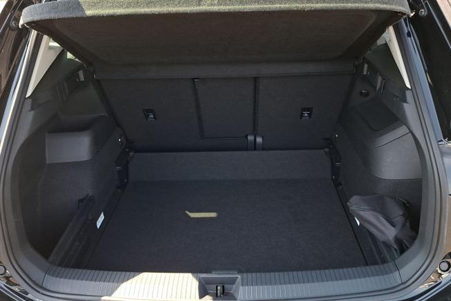 VOLKSWAGEN Tiguan Photo 12