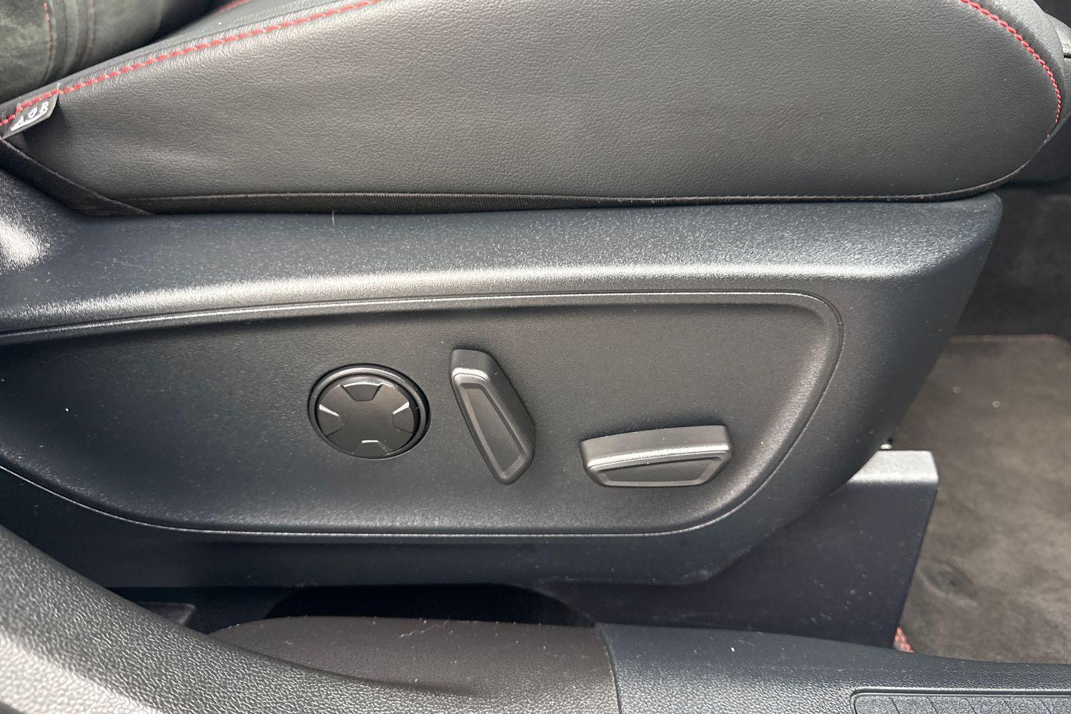 Ford KUGA Photo 30