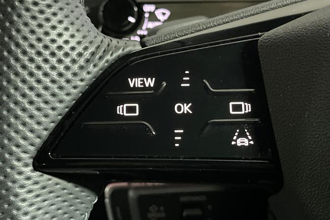 AUDI Q3 Photo 16