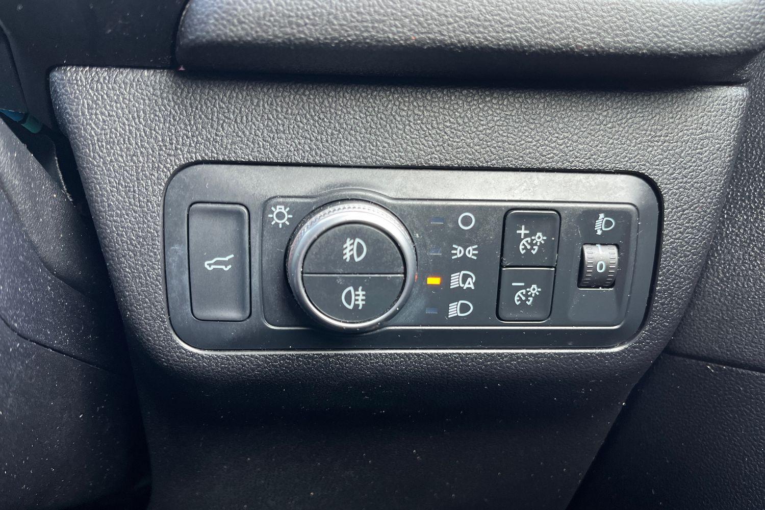 Ford KUGA Photo 27
