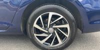 Volkswagen Golf Photo 22