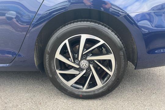 Volkswagen Golf Photo autoimg-0542cd97dfa260c5d3a69734b3d11d06c79862e6.jpg
