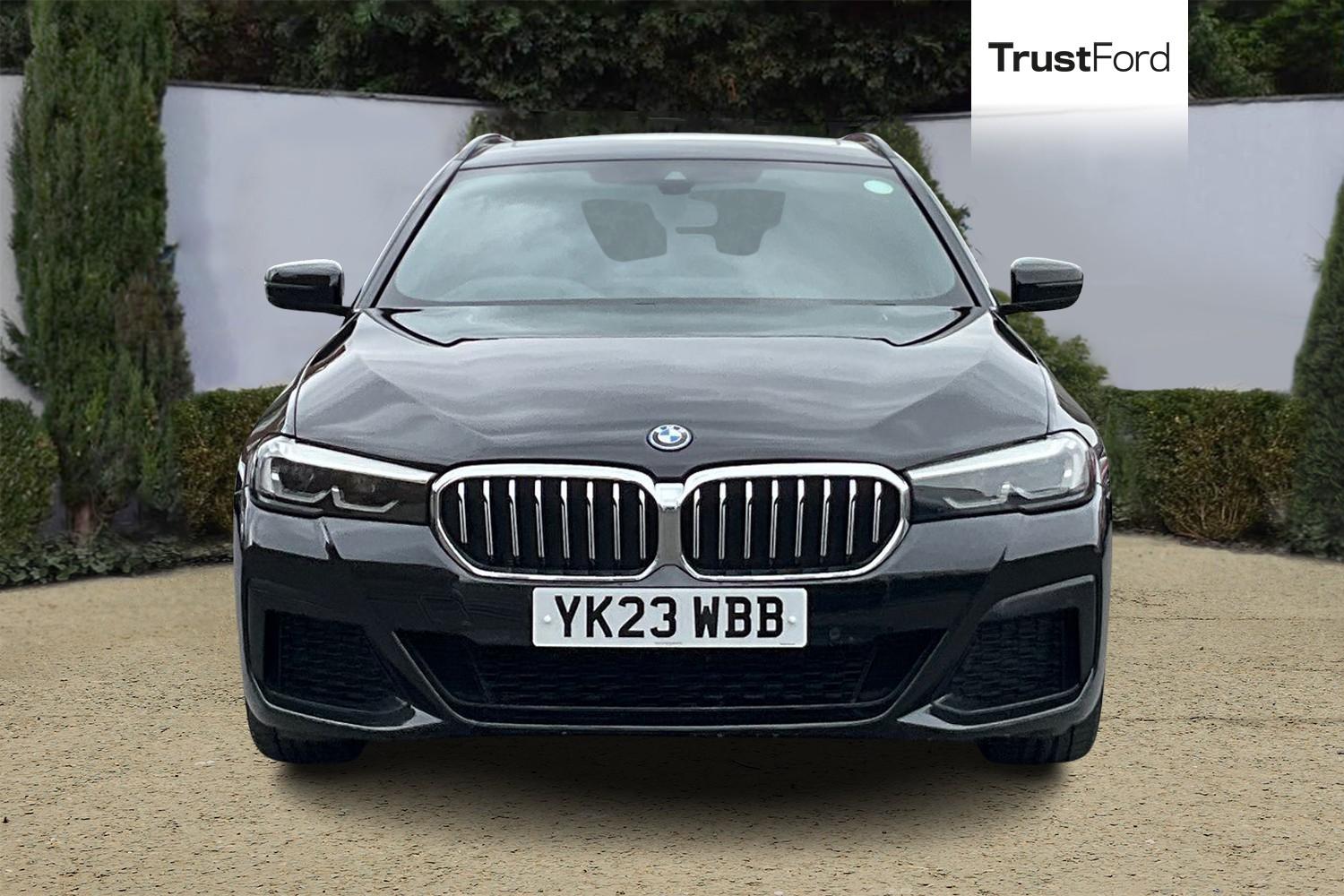 BMW 5 SERIES Photo 5