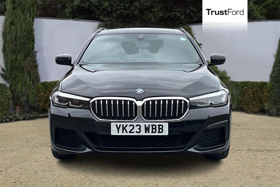 BMW 5 SERIES Photo autoimg-0544f5f2f2ecea137c953cf718c37d046527c227.jpg