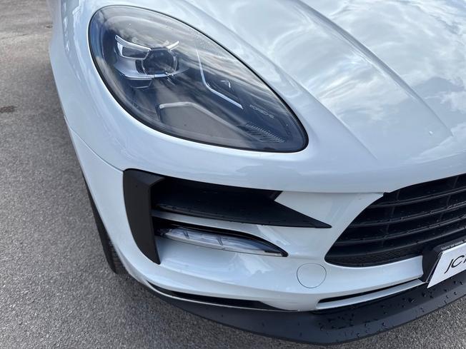 PORSCHE Macan Photo 19