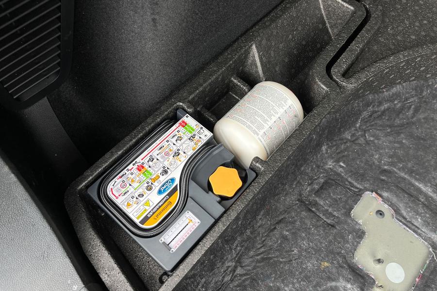 Ford Kuga Photo autoimg-054c0f1e6e2f0a341f24e5eabd6c582d25f5612c.jpg