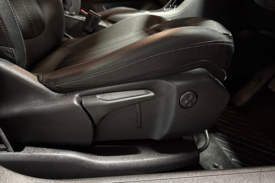 Vauxhall GRANDLAND Photo autoimg-054c3454267b0ed47f782eca37fec63843352932.jpg