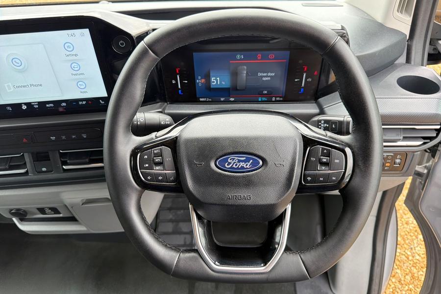 Ford E-TRANSIT CUSTOM Photo autoimg-054de0b48bd380399ff1b0ab6b1ac2976becc0e9.jpg