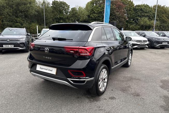 Volkswagen T-Roc Photo 42